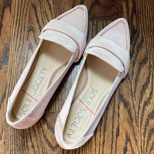 Sole Society light blush flats in women’s size 8
